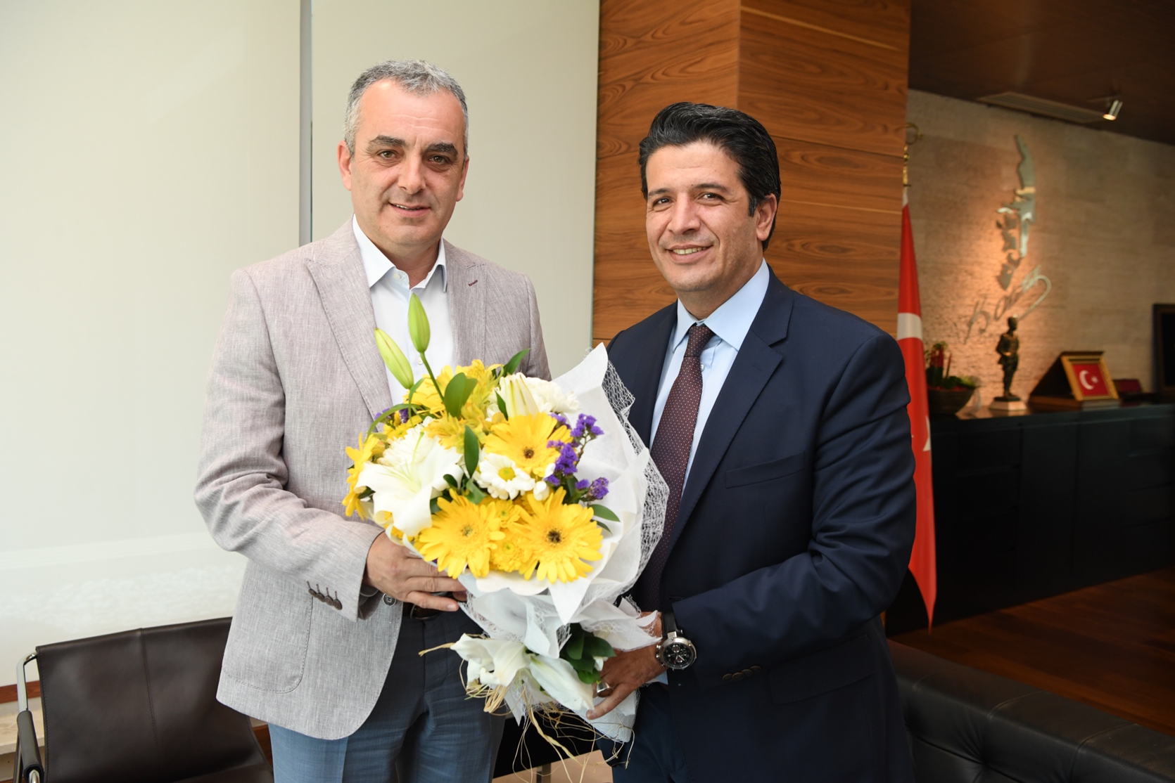 Başkan Semih Esen, Turgay Genç’i ağırladı..