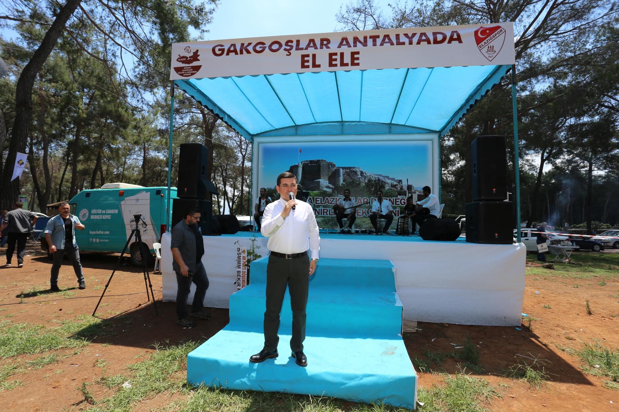 Tütüncü Elazığlılarla buluştu