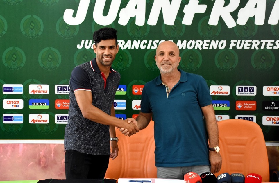 Juanfran Resmen Alanyaspor’da