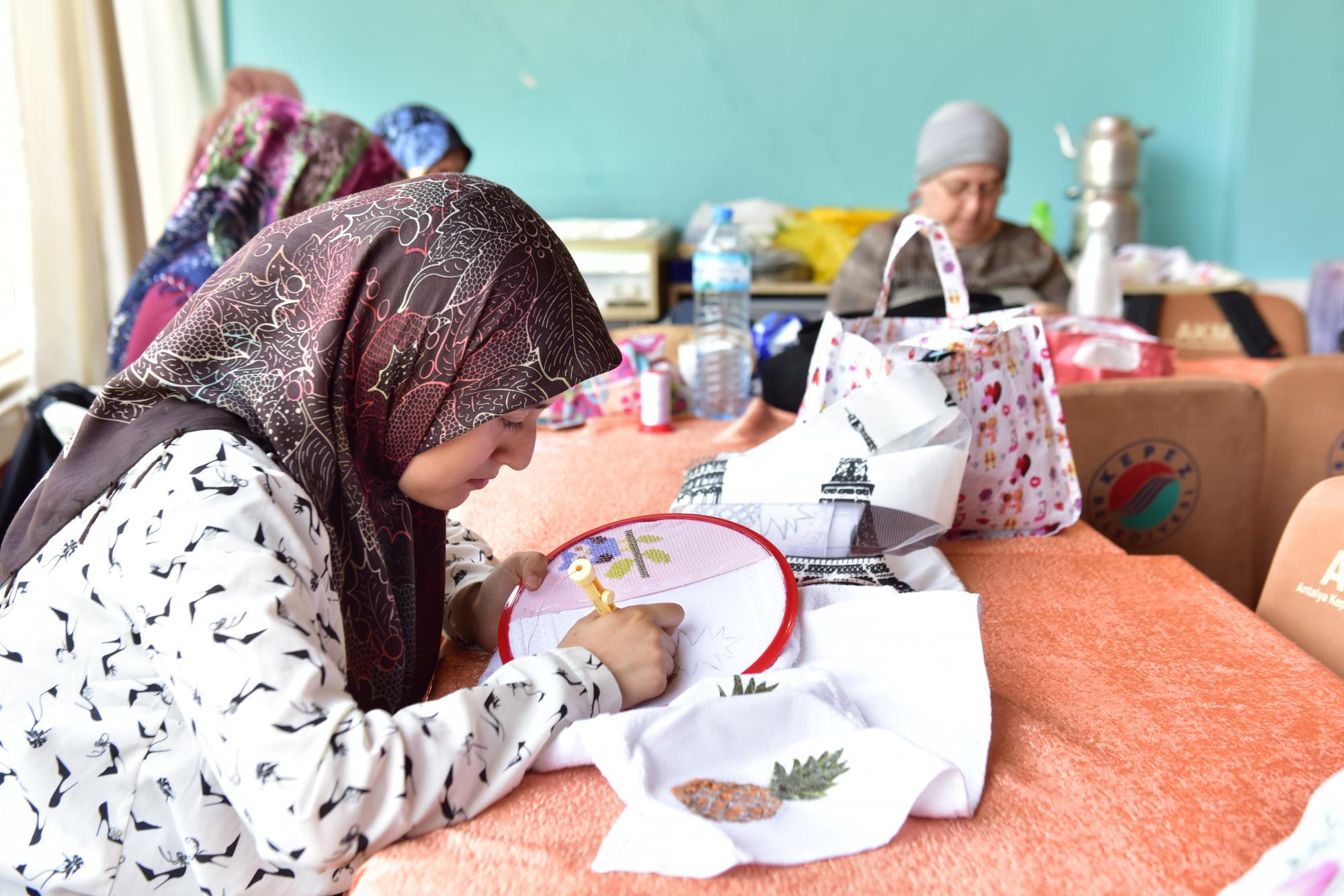 AKMEK’in el sanatları kurslarına yoğun ilgi