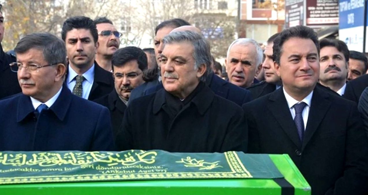 Hürriyet yazarı Ahmet Hakan, “İşin aslı öyle değil” deyip Cumhurbaşkanı Erdoğan’ın, Gül, Davutoğlu ve Babacan’a karşı hissettiği duyguları paylaştı.
