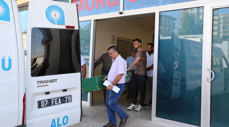 3 yaşındaki Aras, villanın havuzunda boğuldu