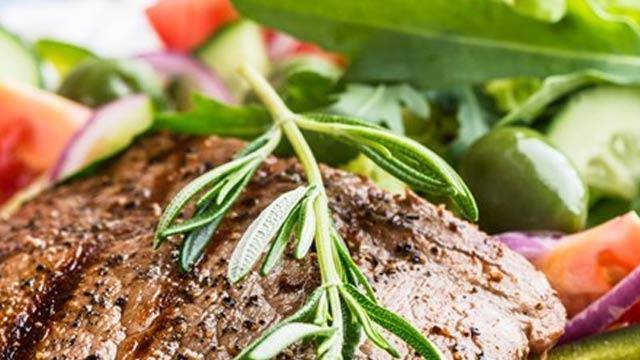 Kavurmayı Bol Salata İle Tüketin