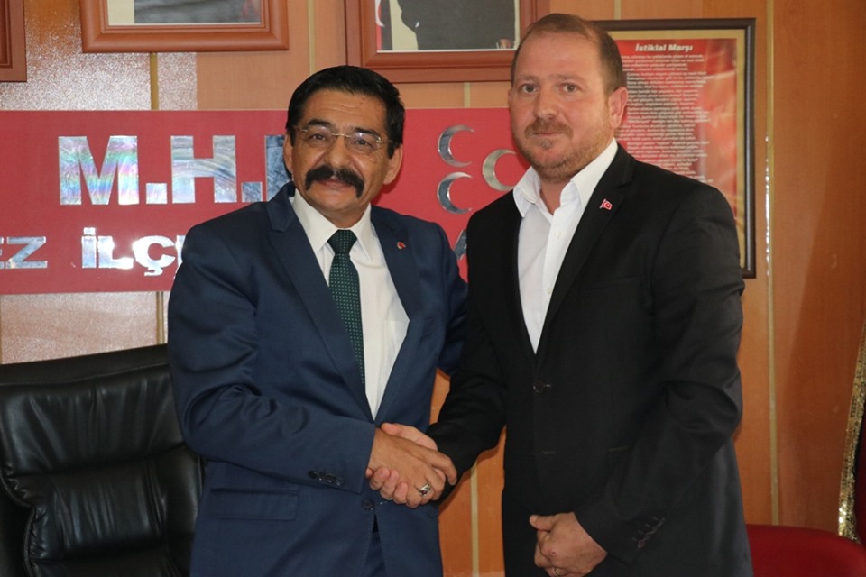 İYİ Parti’den istifa eden 20 kişi MHP’ye geçti