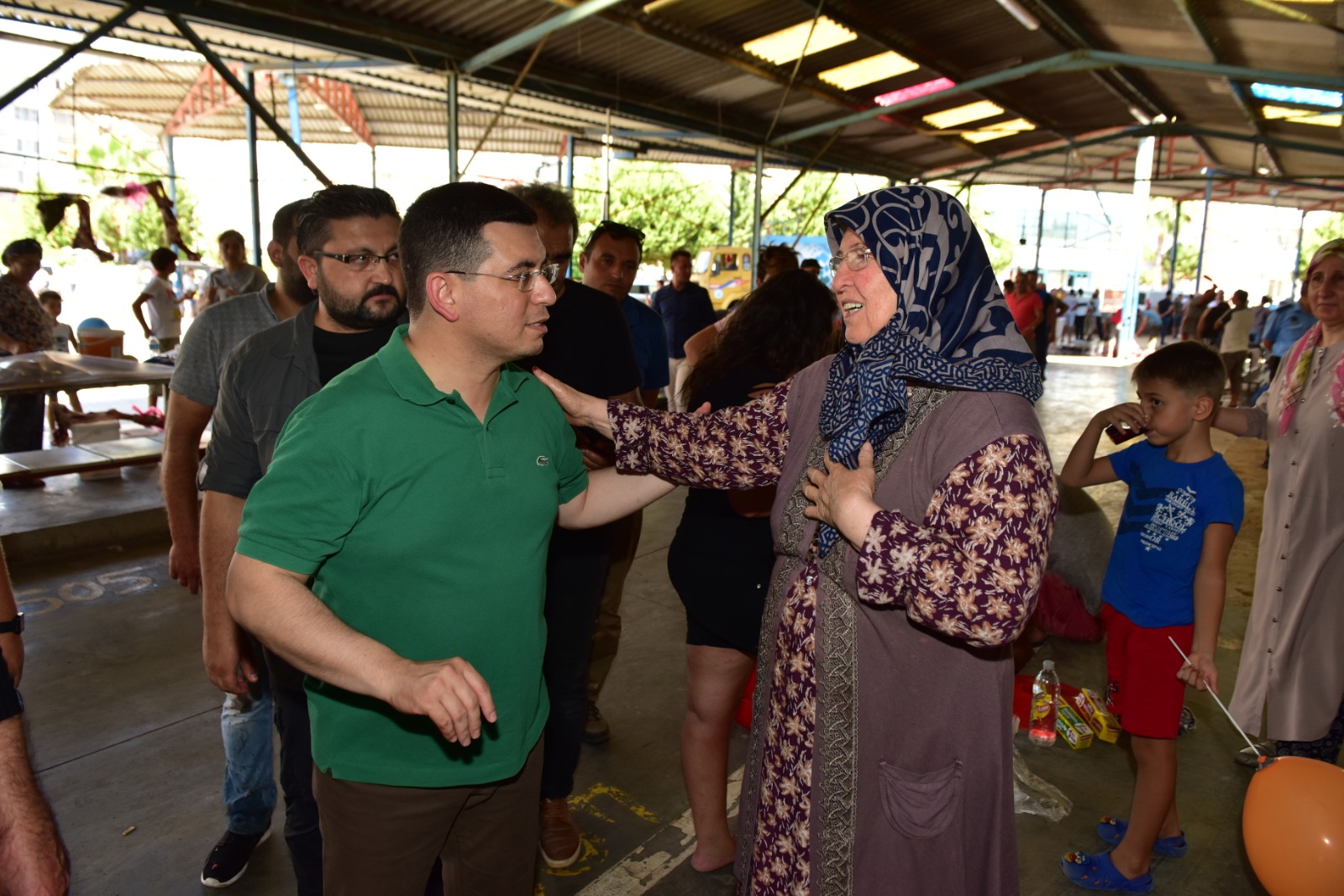 Tütüncü’nün yoğun bayram mesaisi