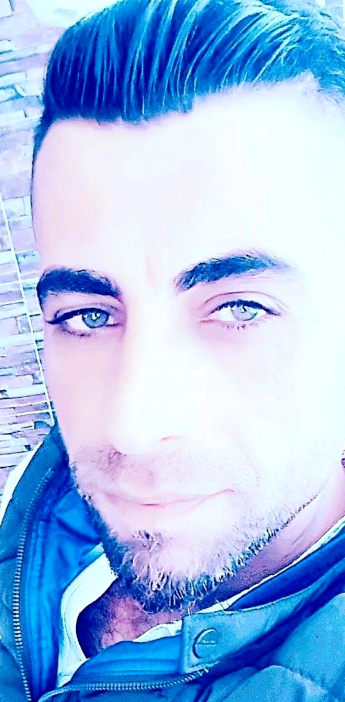 Cezaevi firarisi, 7 aylık hamile eşini 9 yerinden bıçakladı