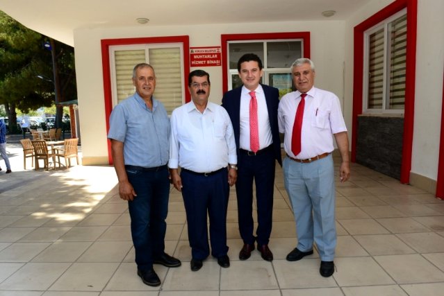 Kumluca’da muhtarların yeni başkanı İbrahim Songur oldu