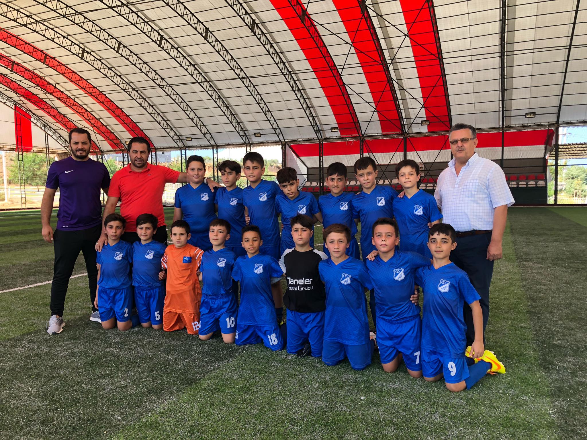FUTBOLCULAR HAFTAYI GALİBİYETLE KAPATTI