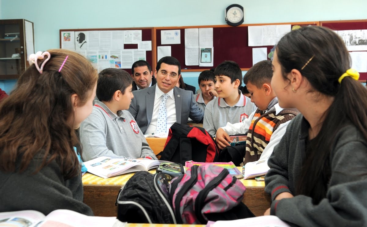 Kepez Belediye Başkanı Hakan Tütüncü’nün 2019-2020 Eğitim ve Öğretim Yılı Mesajı