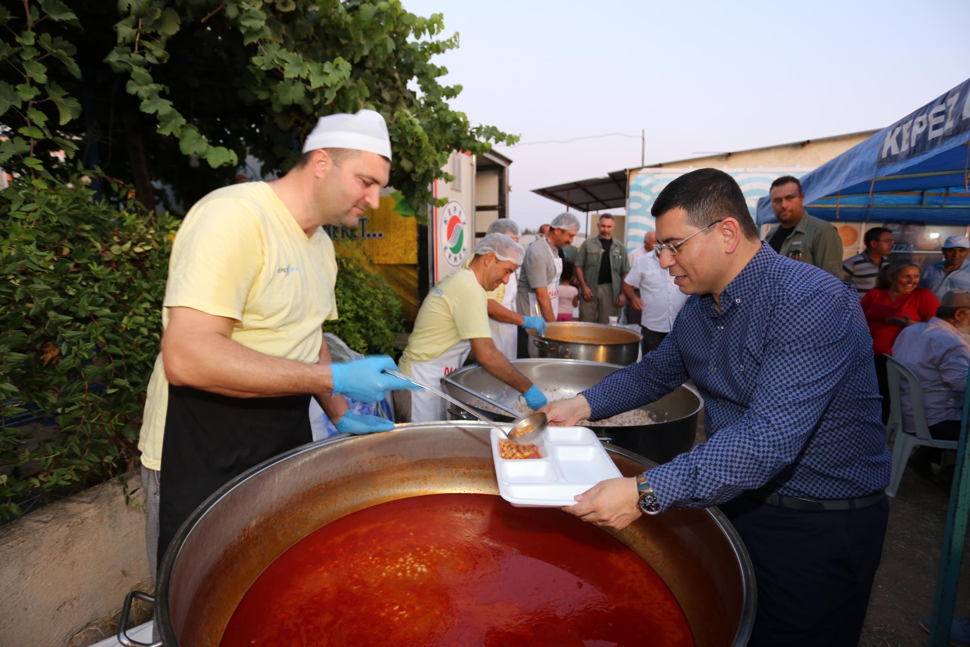 Kepez Belediyesi’nden Muharrem iftarı
