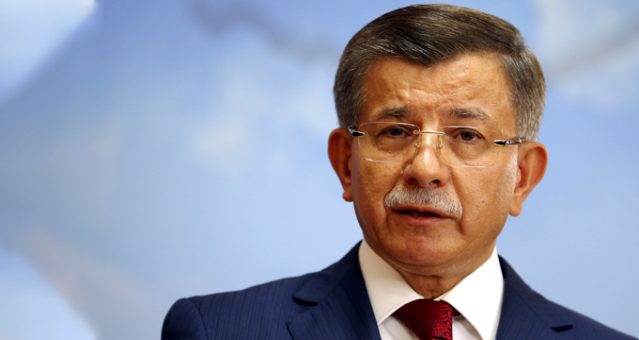 AK Parti’den istifa eden Davutoğlu, kuracağı partide “şaibe” şartı gözetiyor