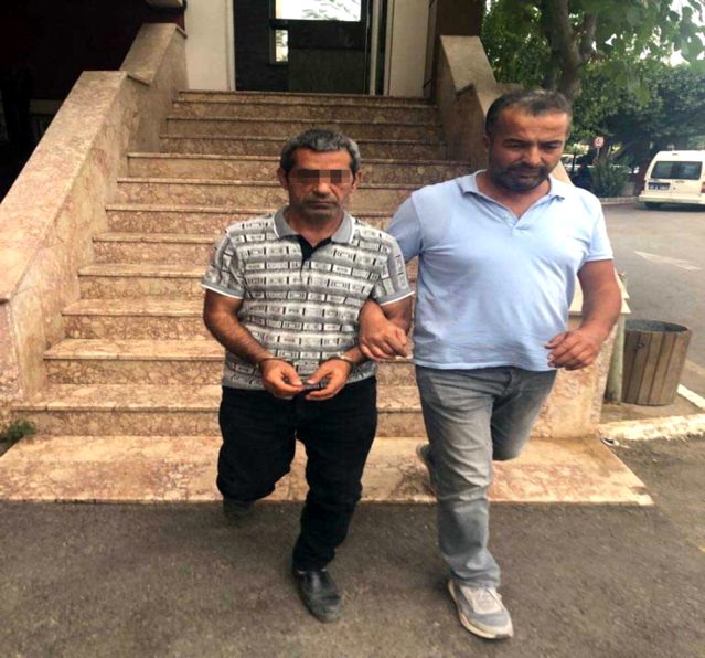 Eşini 15 kez bıçakladı, “İstemeden oldu” dedi