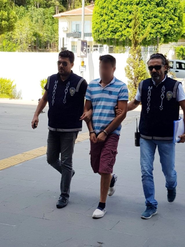 Manavgat Sorgun Çamlığı’nda araçtan para çalan şahıs yakalandı