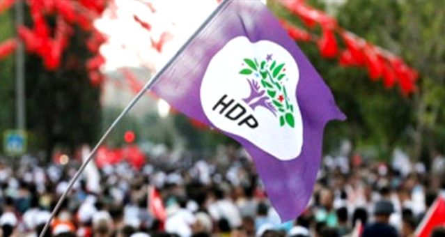 Tunceli’de yapılan terör operasyonunda HDP’li eş başkanlar gözaltına alındı