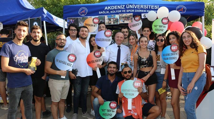 Topluluk Tanıtım Günlerine Büyük İlgi