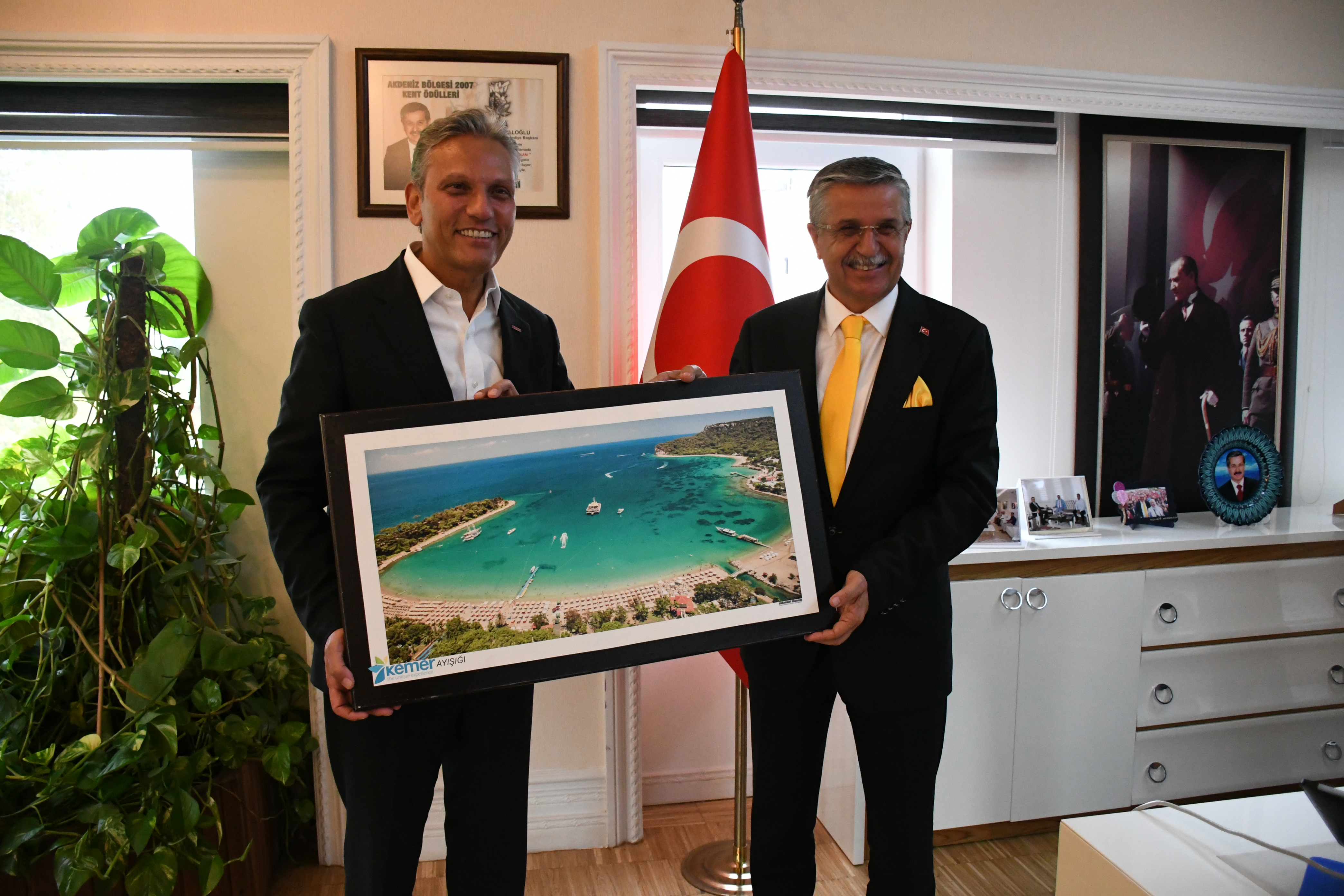 KEMER’DE EKİM AYI MECLİSİ YAPILDI