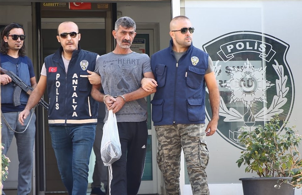 400 Bin Lira ve Ziynet Eşyası Çaldığı İddia Edilen Zanlı Yakalandı