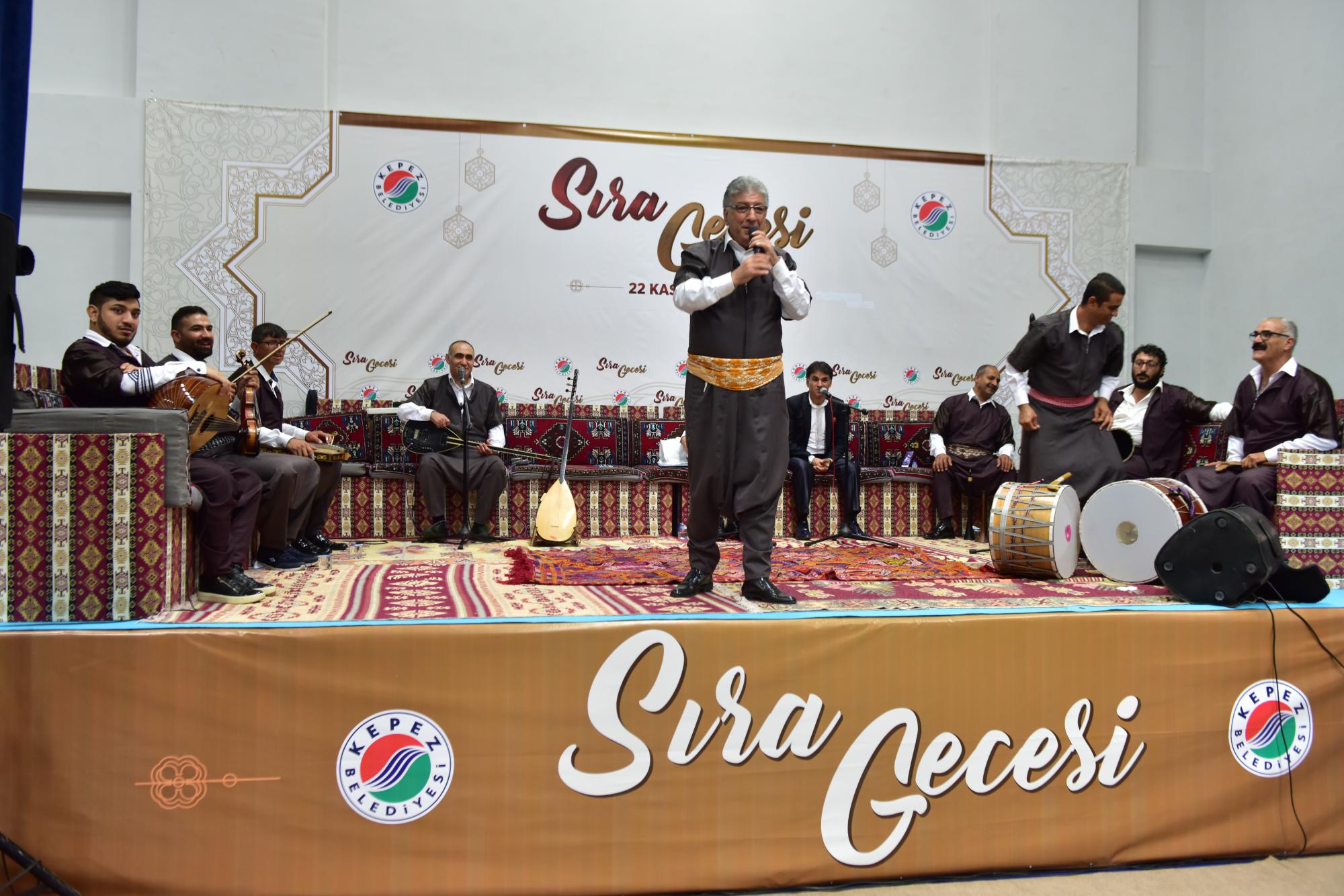 Tütüncü, sıra gecesinde gençlerle buluştu