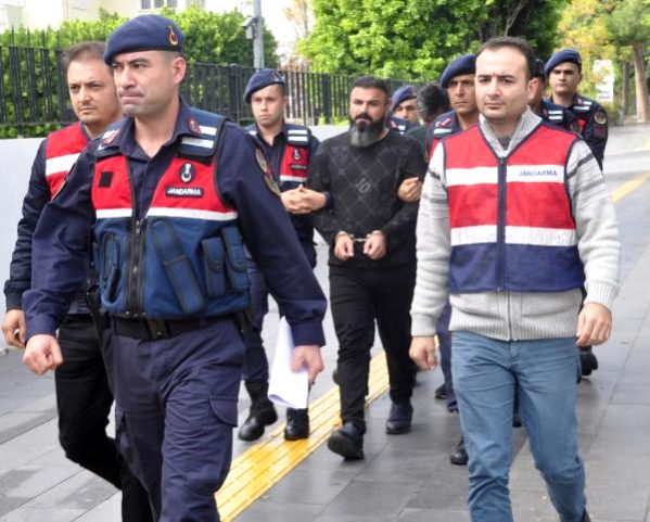 Antalya’da 3,5 milyon liralık uyuşturucuya 3 tutuklama
