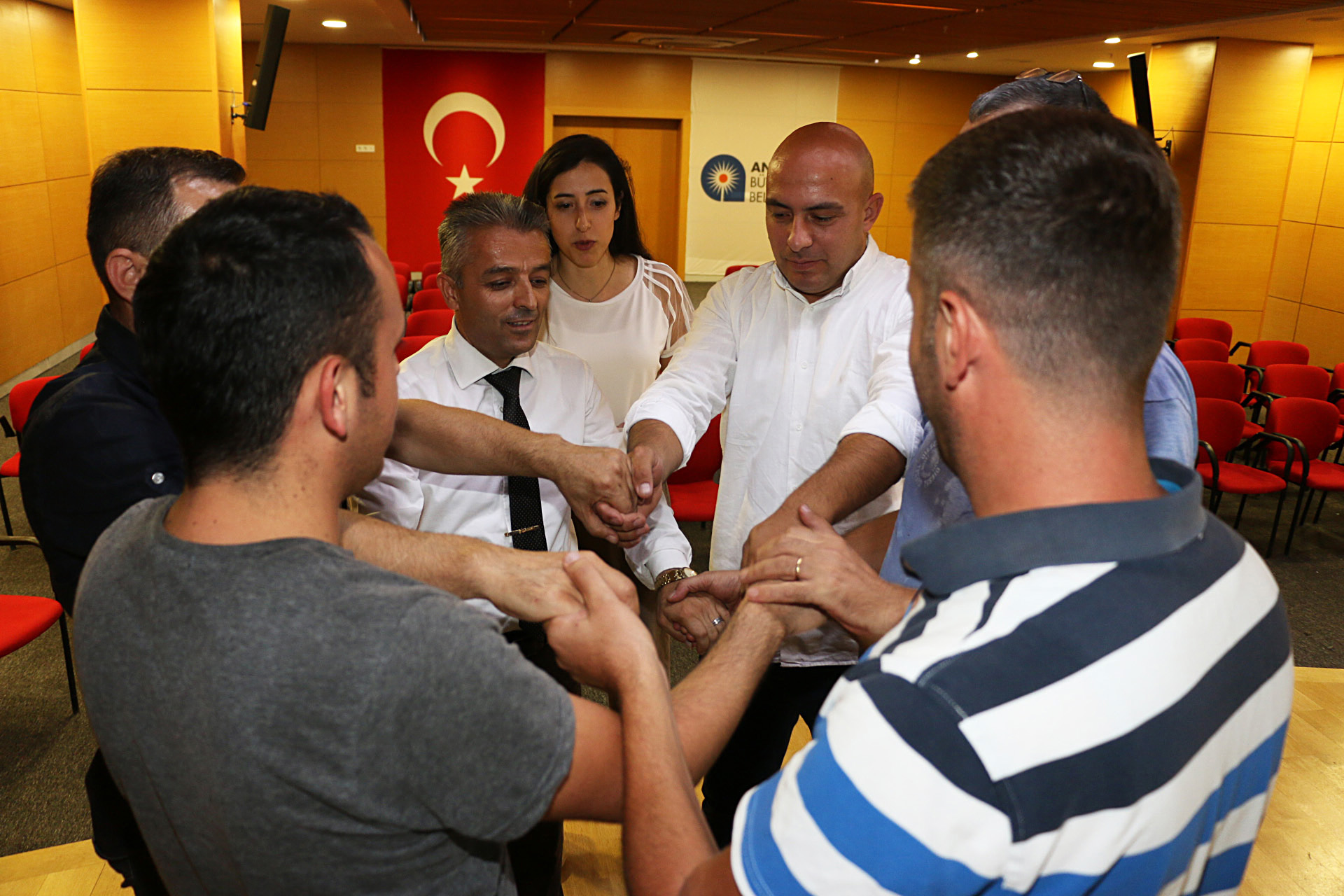 Aşevi şoförlerine etkili iletişim ve öfke kontrolü eğitimi