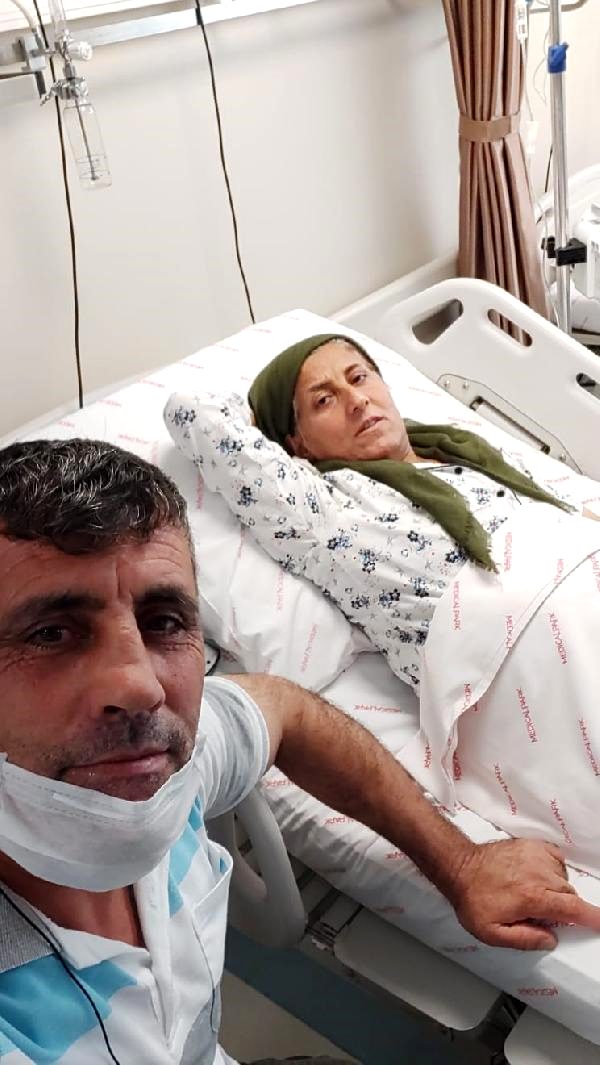 ‘İyi günde, kötü günde beraberiz’ dediği eşine böbreğini verdi