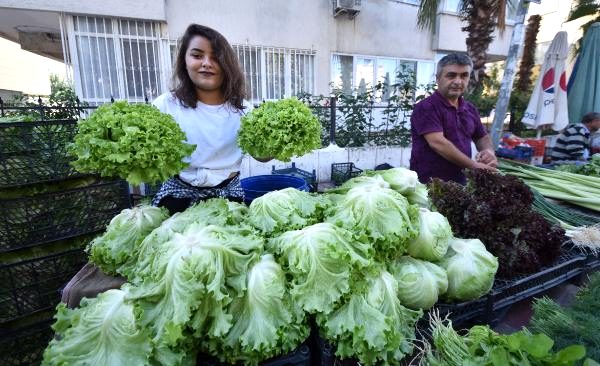 Pazarda marul satan Seher’in hayali, halterde şampiyonluk