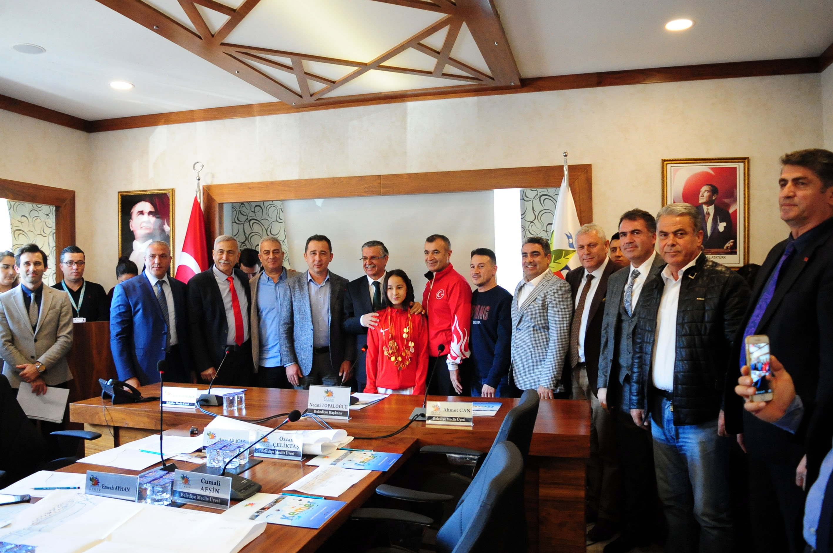 KEMER BELEDİYESİ ARALIK AYI MECLİS TOPLANTISI YAPILDI