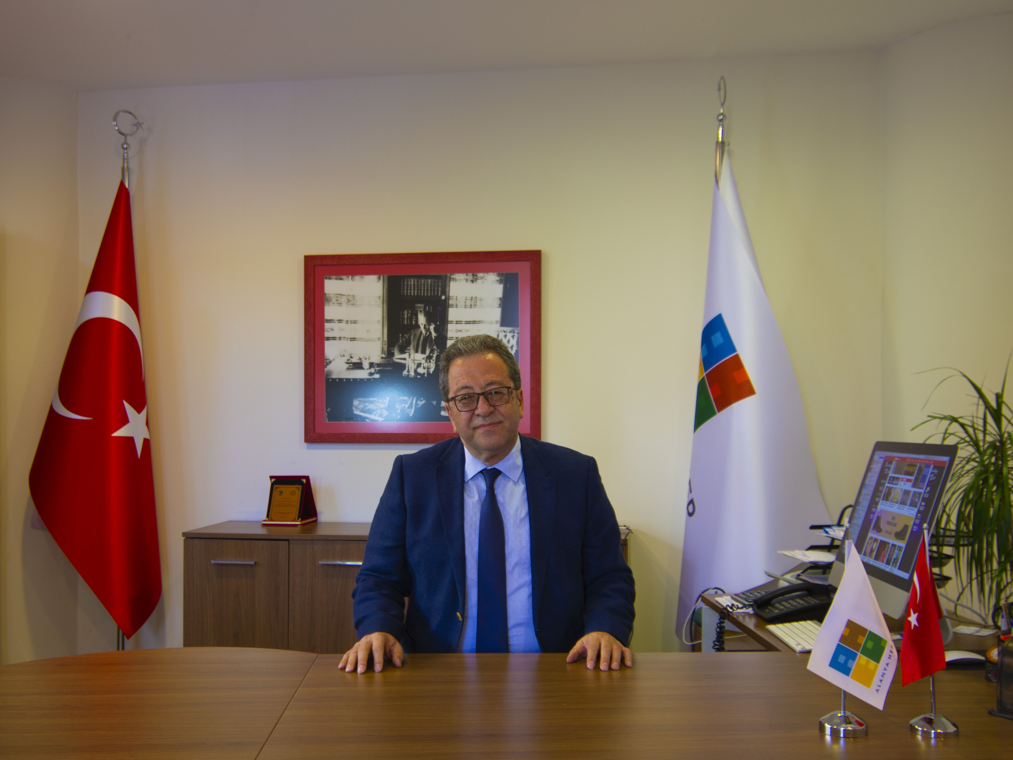 Alanya HEP Üniversitesi Rektörü akademik yayın başarı listesinde!