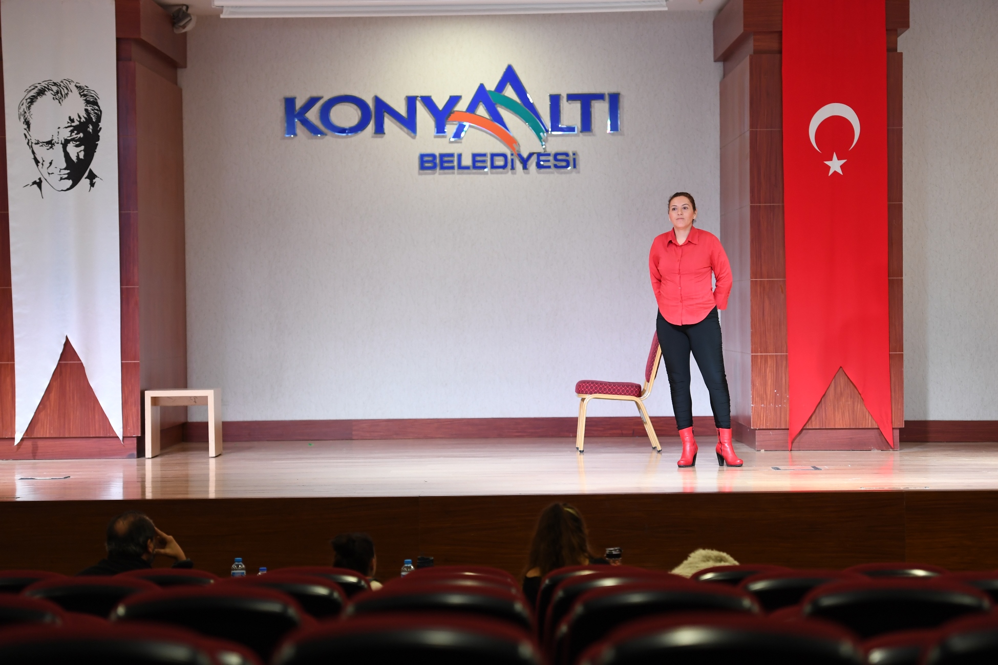 Konyaaltı Belediyesi Tiyatrosu’nda oyuncu seçmeleri heyecanı