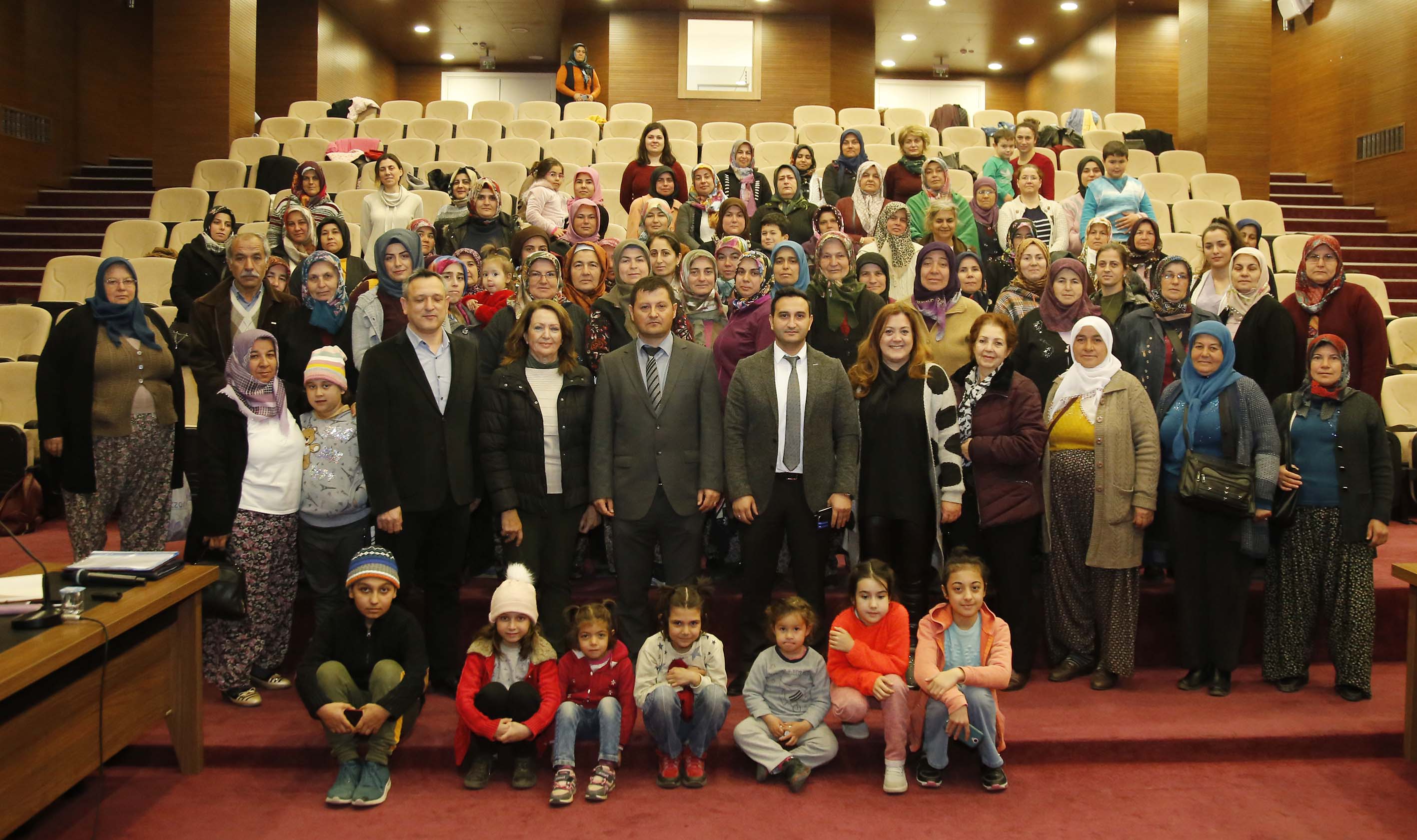 Döşemealtı’nda Kadın Çiftçilere “İyi Tarım Uygulamaları” eğitimi
