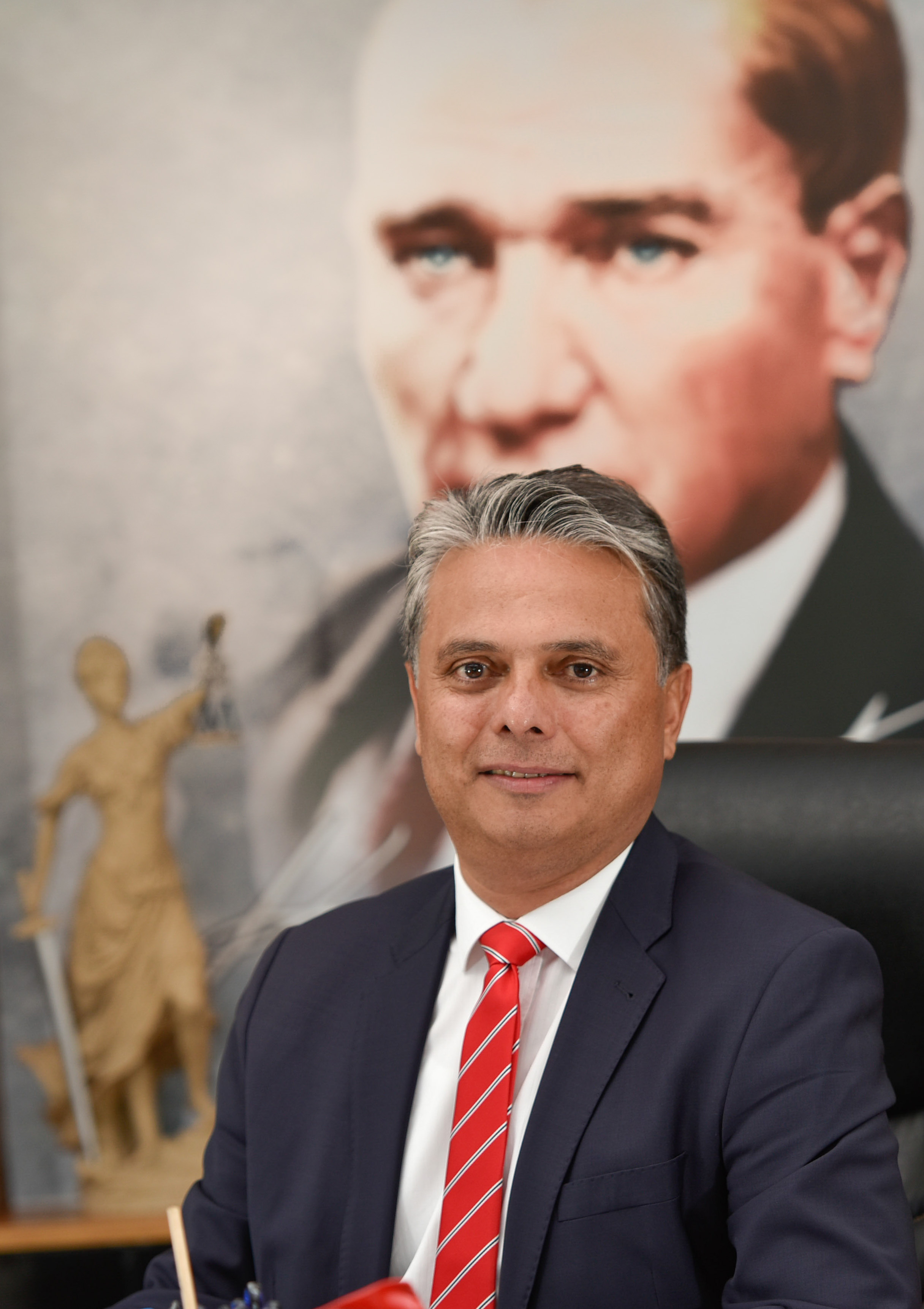 Başkan Uysal’dan 10 Ocak mesajı