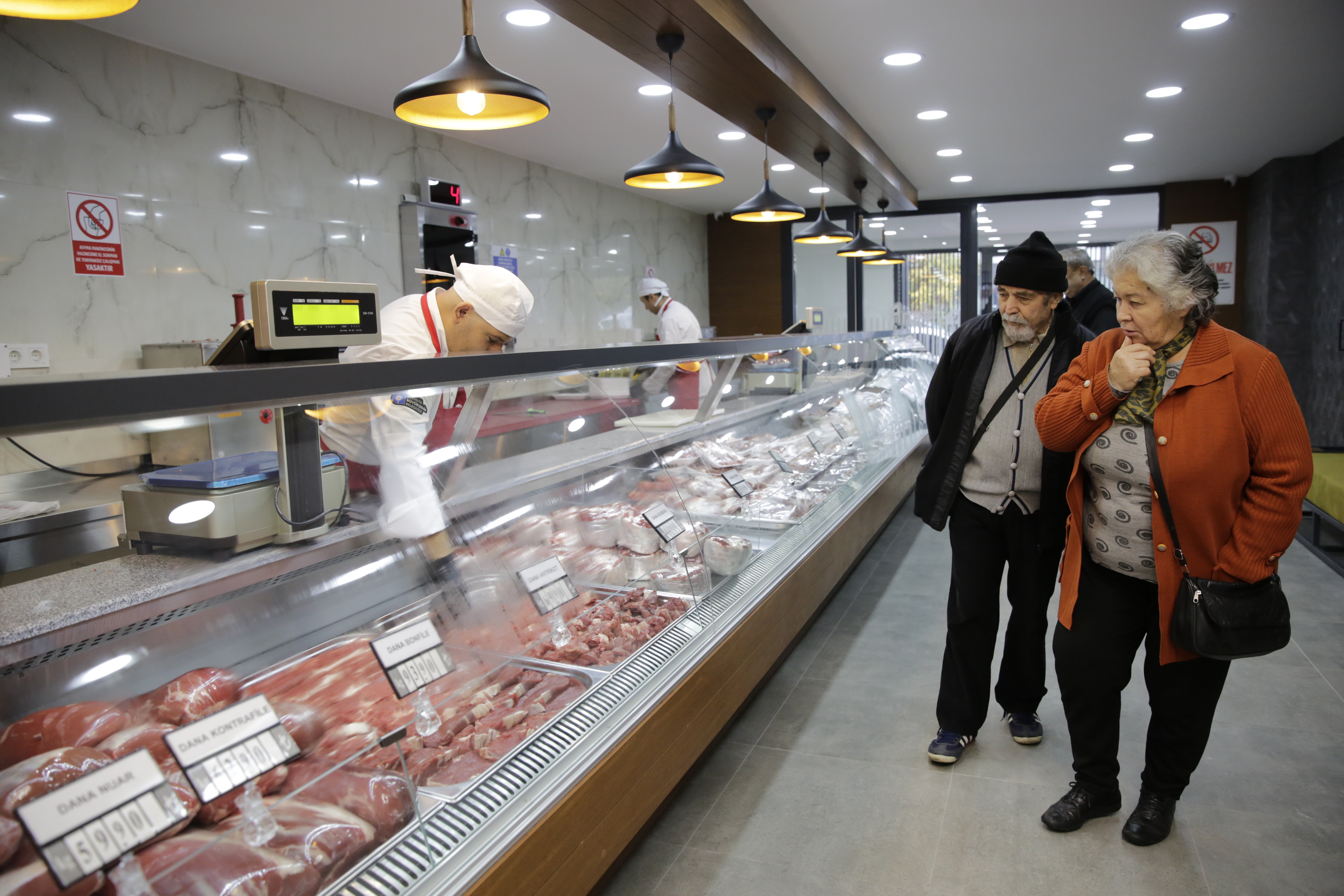 Halk Et halkın desteğiyle adım adım büyüyor