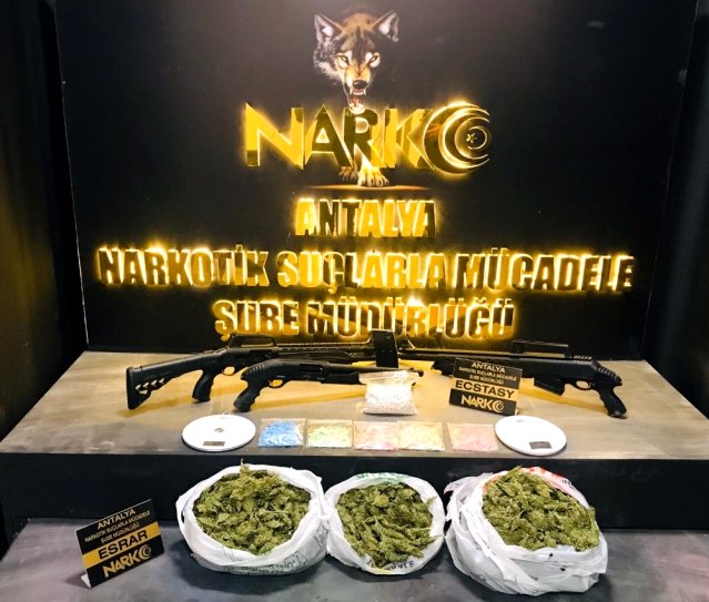 Antalya’da uyuşturucu operasyonu: 4 tutuklu