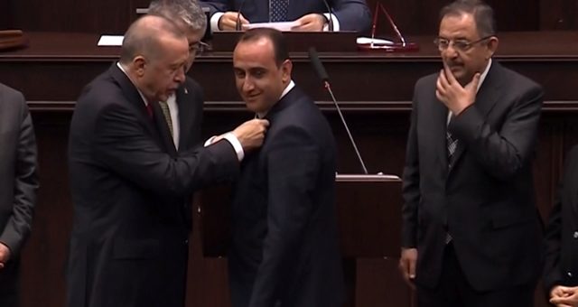 Farklı partilerde görev alan 5 belediye başkanı, AK Parti’ye geçiş yaptı