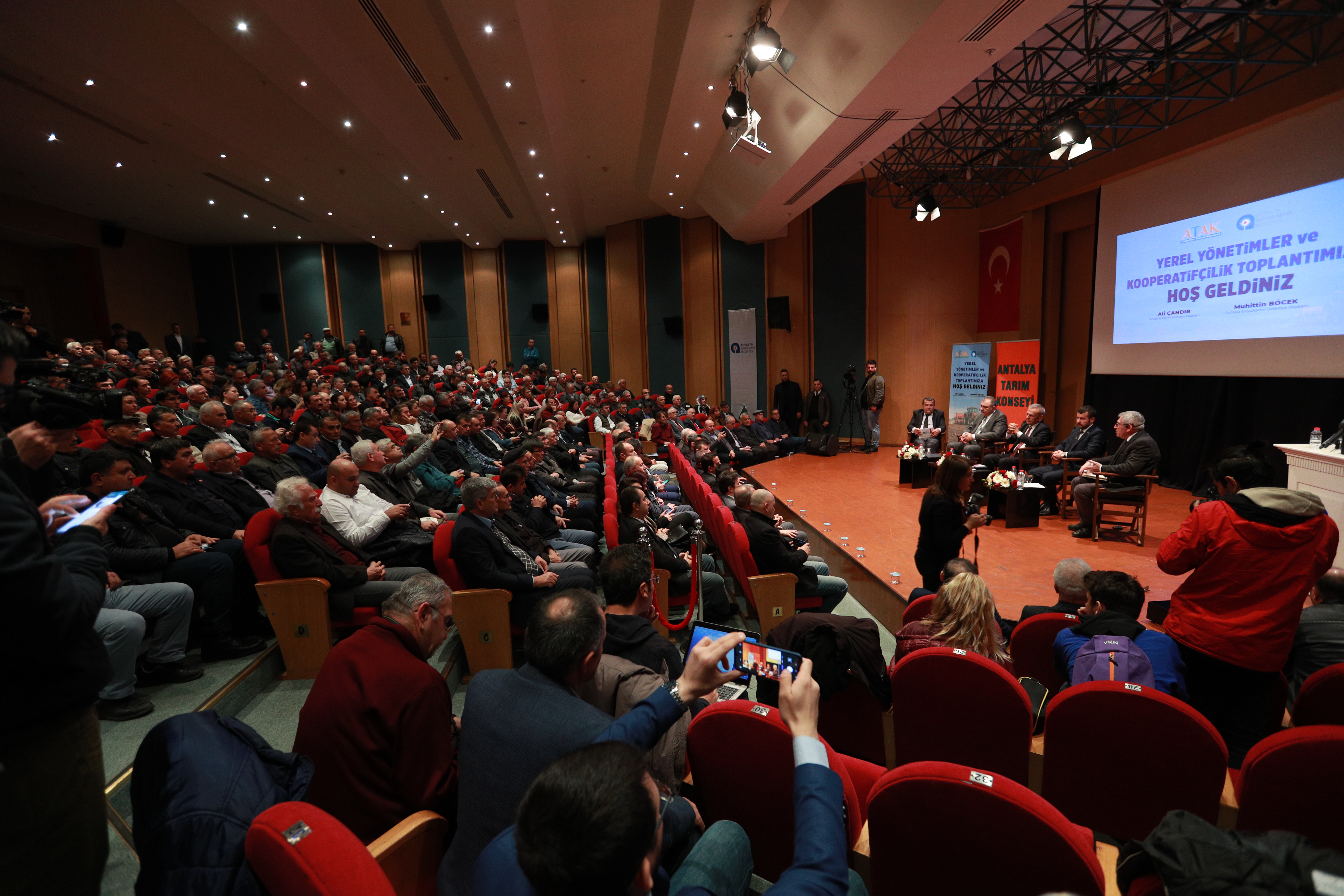 Başkan Böcek “Tarımsal kooperatifleri destekleyeceğiz”