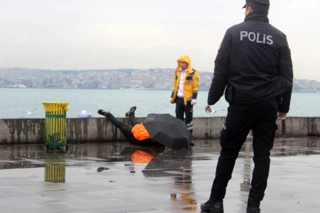 İstanbul göbeğinde! “Allah’a emanet olun” diye bağırıp tetiğe bastı