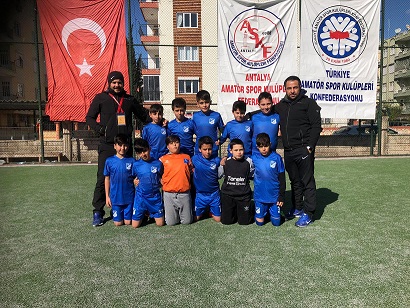 AKSU BELEDİYESPOR U 12 TAKIMI SEZONU GALİBİYETLE KAPATTI