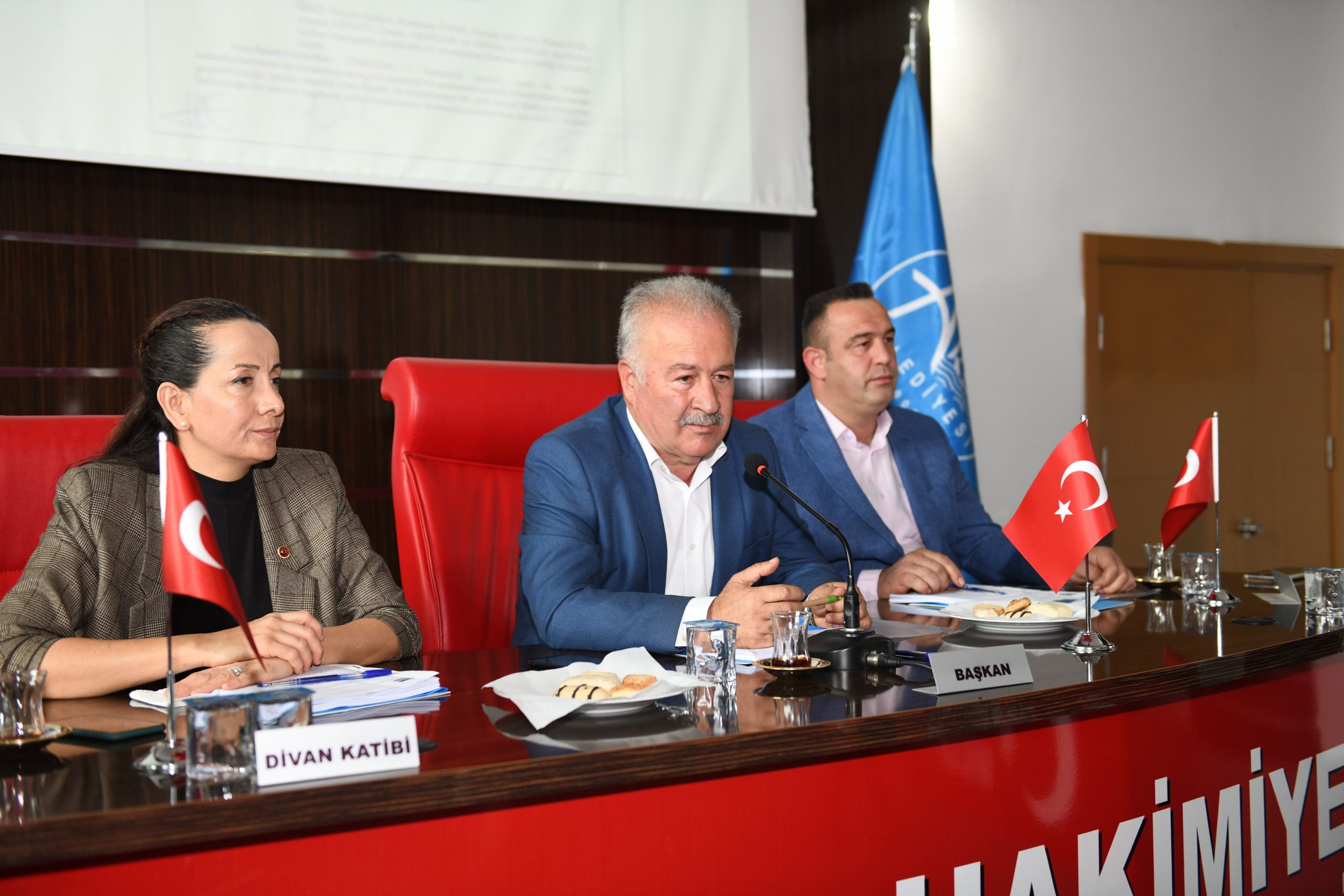 AKSU’DAN BAYRAKLI TEPKİ