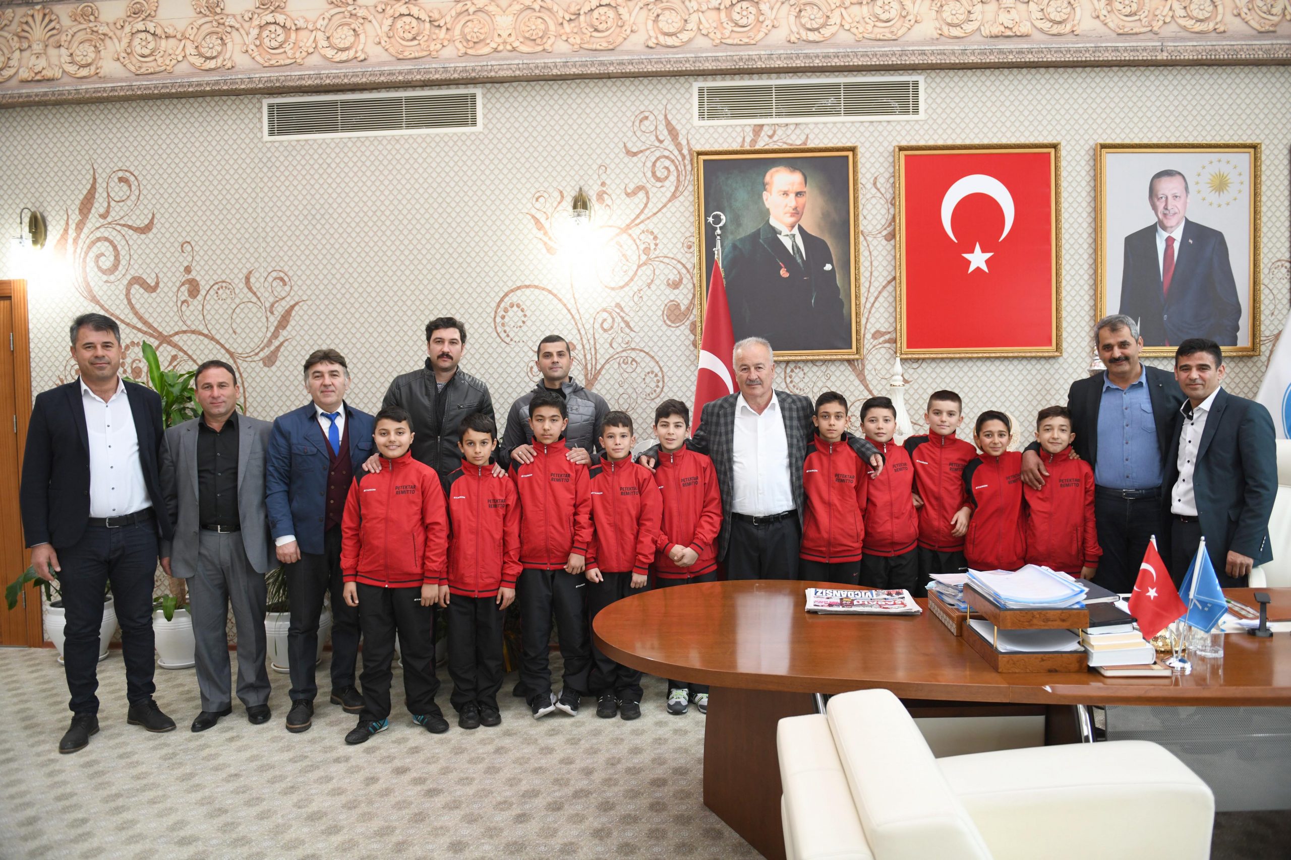 TOPALLI ORTAOKULU YARI FİNALLERDE