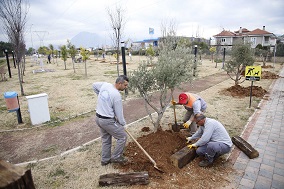 Döşemealtı Belediyesi, Elazığ depreminde hayatını kaybedenleri unutmadı