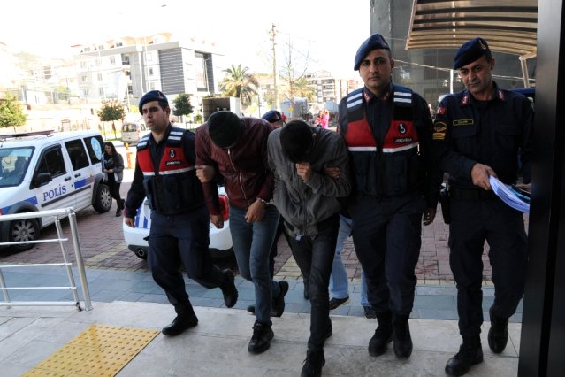 Alanya’da 10 ton muz hırsızlığında 3 şüpheli serbest bırakıldı