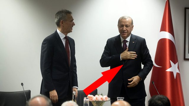 AK Partili vekiller, Erdoğan’ın selamına isim koydu: Diriliş Ertuğrul selamı