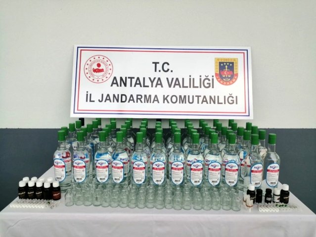Antalya’da sahte içki operasyonu