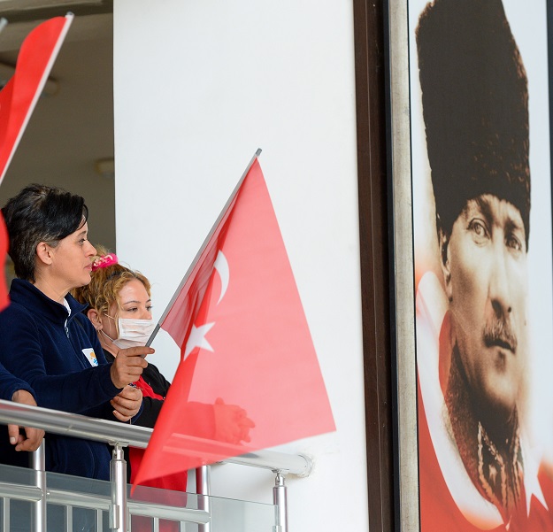 Muratpaşa Çanakkale şehitlerini andı