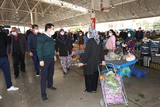 Tütüncü hem denetliyor, hem moral veriyor