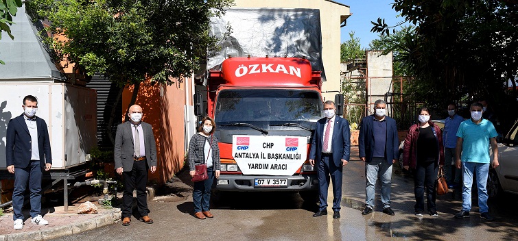 Muratpaşa aşevine bir kamyon sebze desteği