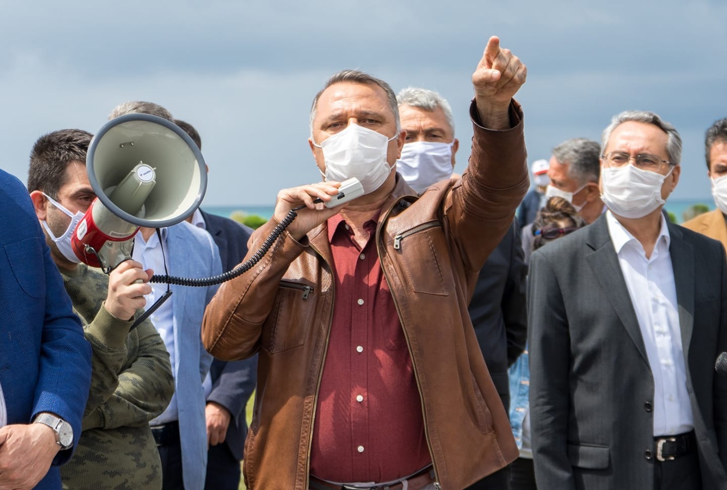 “İÇİŞLERİ BAKANLIĞINI GÖREVE DAVET EDİYORUZ”