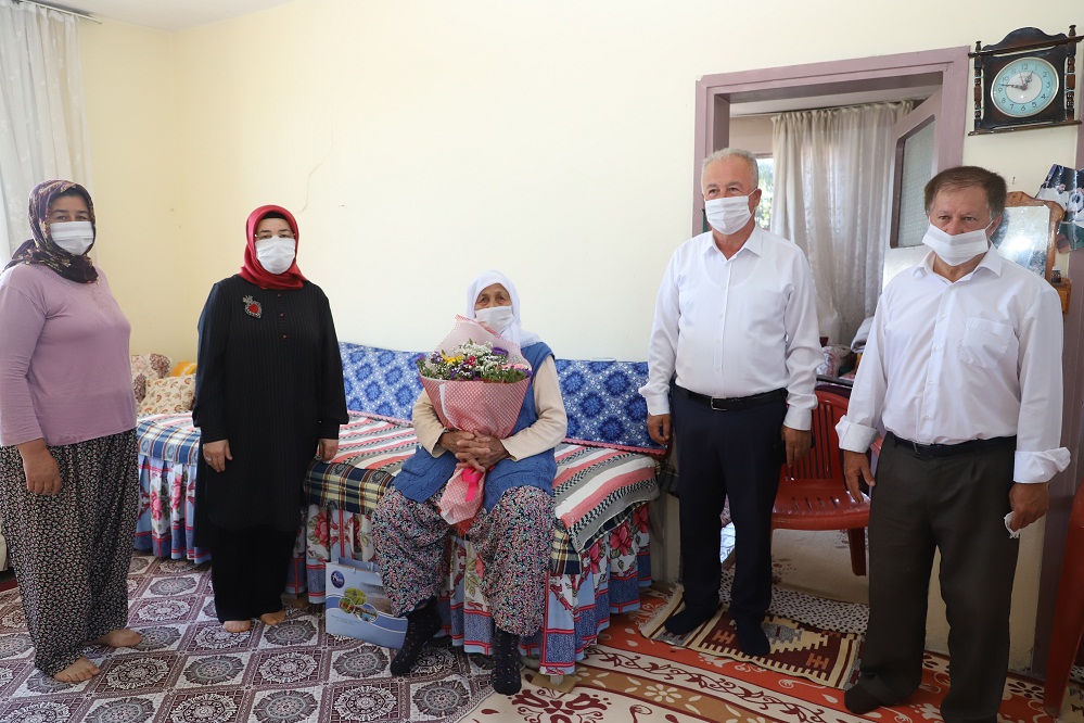 ERGÜN VE ŞAHİN’DEN ANNELERE ZİYARET