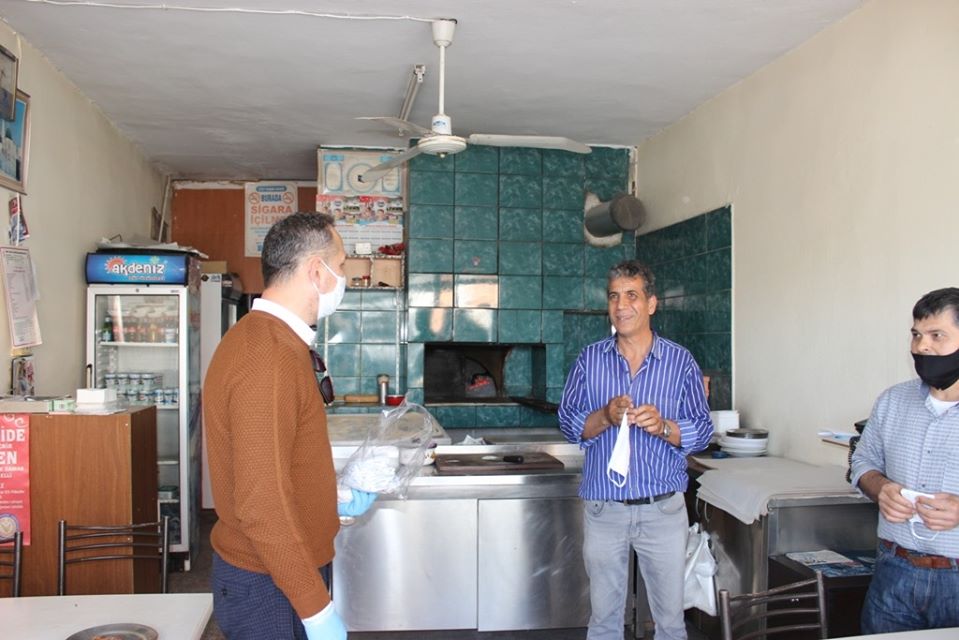 Başkan Kurnaz Esnaf ve Vatandaşın Yanında