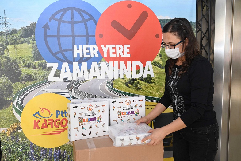 KİTAP OKUYAN 500 ÇOCUĞUN HEDİYESİ KARGOYA VERİLDİ